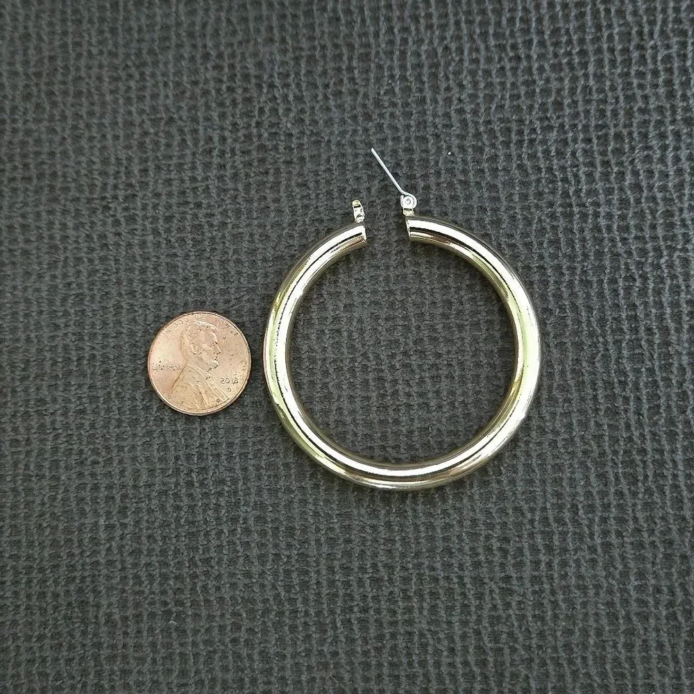 Luv AJ Gold💛 Amalfi Hollow Tube Hoop Earrings - NWT